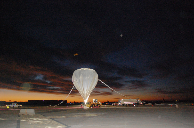 Illustration for article titled Space Tourism Company Shatters High-Altitude Parafoil Flight Record